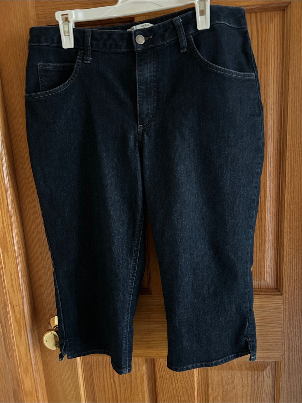 Lee Blue Denim Cropped Ankle Jeans-Like New Condition